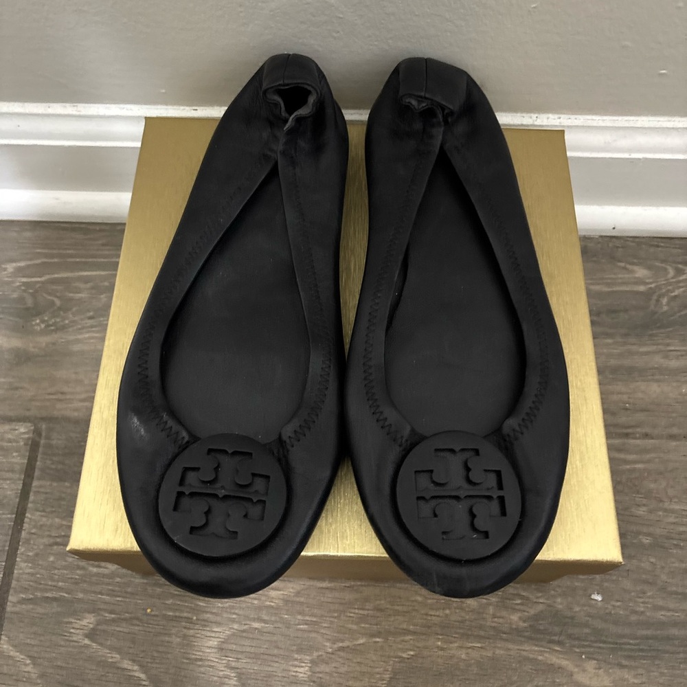 Tory Burch Black Flats with Logo